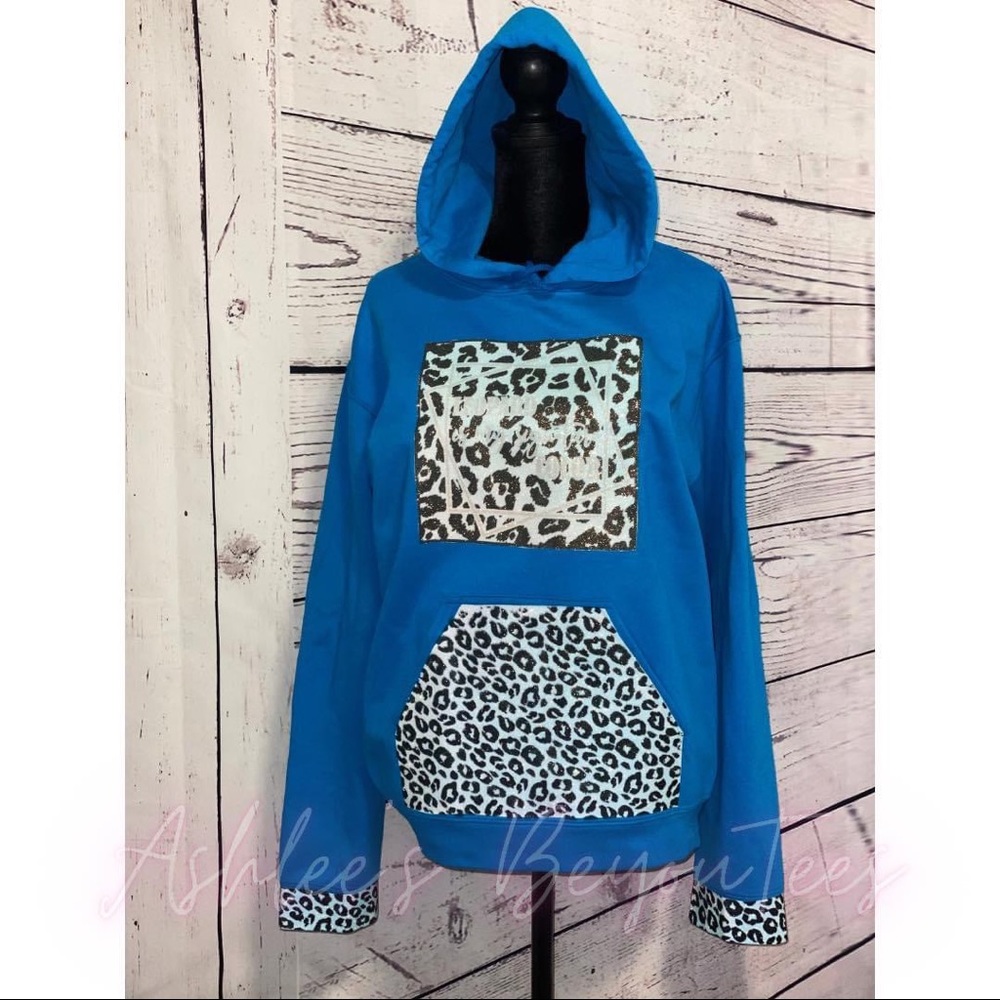 Blue Hoodie With Leopard Print 💙